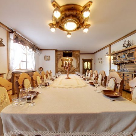 Готельно-ресторанний комплекс «Чорногора»